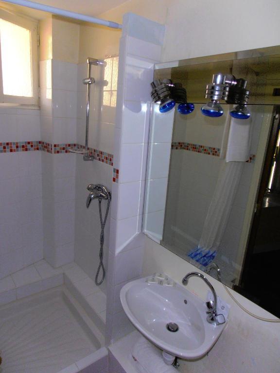 Relais Du Sidobre Hotel Lacrouzette Стая снимка